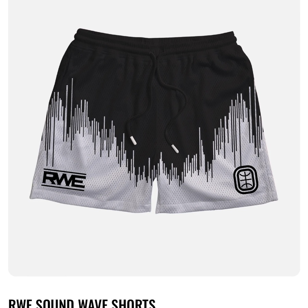 NWT men's size small Overtime shorts